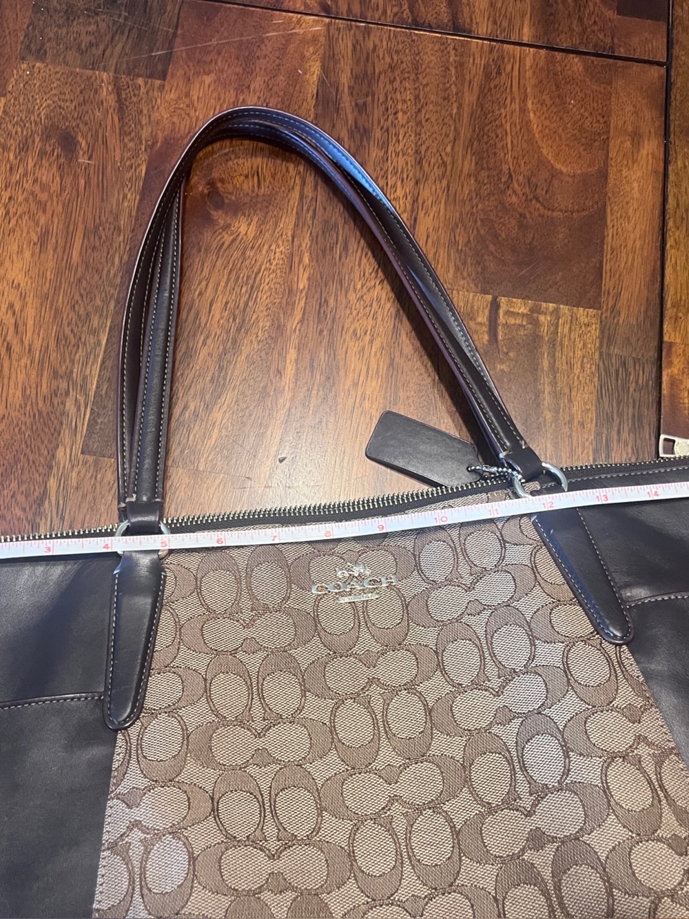 Authentic Coach Ava Tote. Signature Jacquard/dark brown leather. Gold hardware - Picture 11 of 12